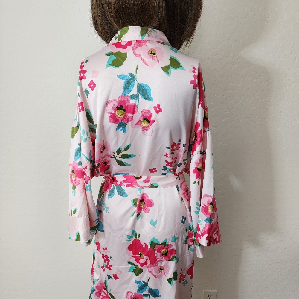 Soho Apparel Pink Floral Robe - Picture 4 of 5